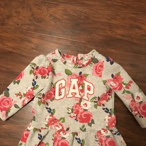 Floral Gap Sweatshirt dress! Size 18-24 months
